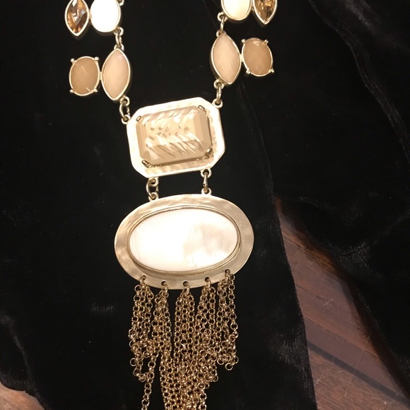 CHICOS GOLD NECKLACE WITH STONES - Picture 3 of 11